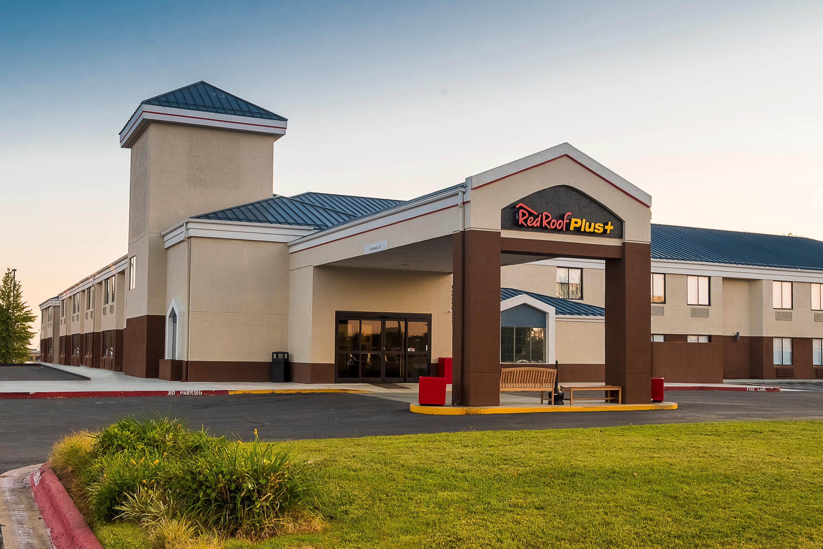 Spark By Hilton Bentonville Exterior photo